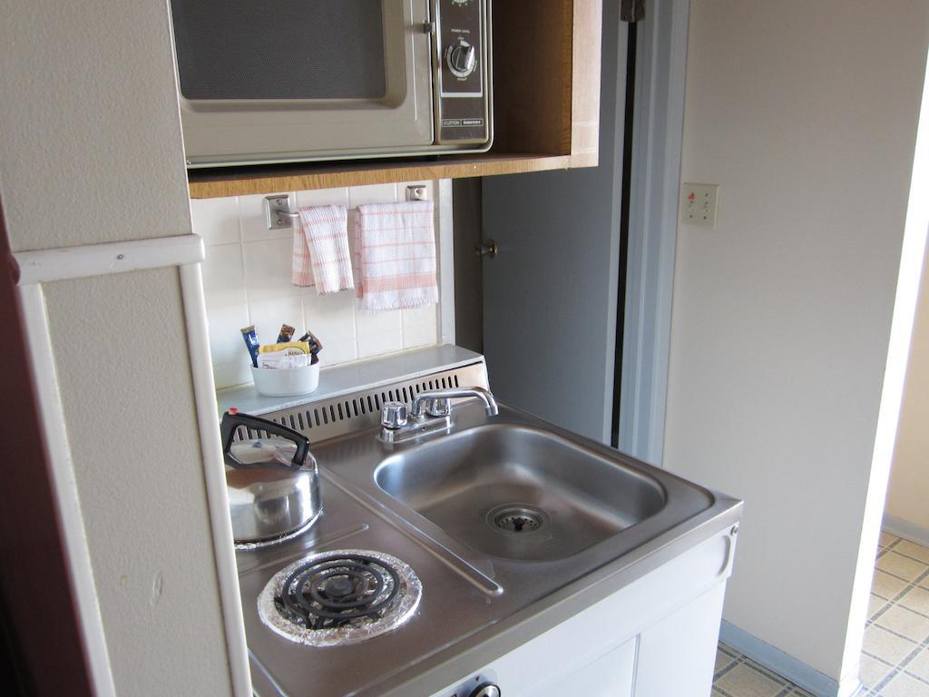 Y-5 Motel Barrière Zimmer foto